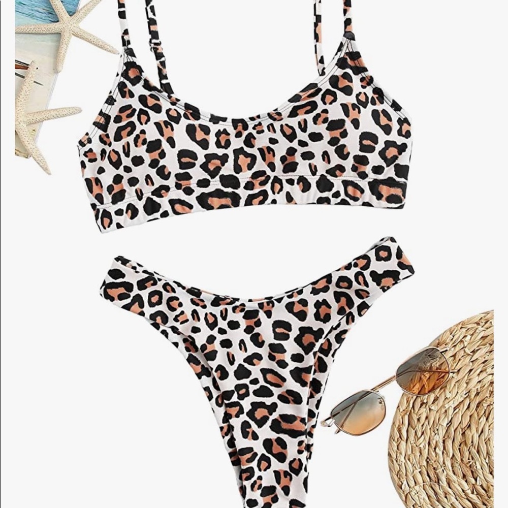 Animal print bikini NWOT